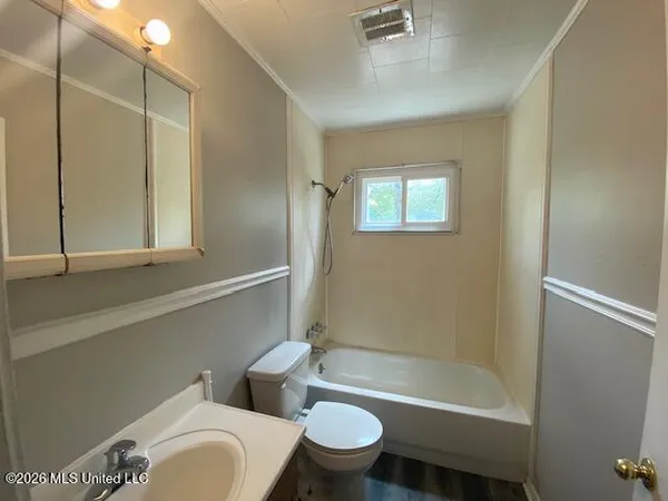 $850 | 3209 F Avenue, Unit 3, Gulfport, MS 39507