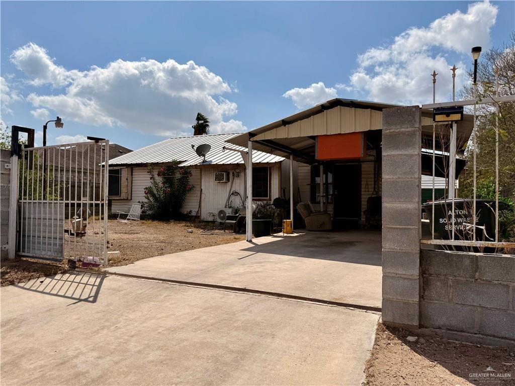 121 Kentucky Street Mission, TX 78573 - Photo 2 of 3