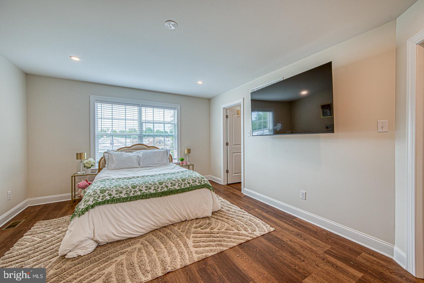 2 Harvey Road Wallingford, PA 19086 - Photo 22 of 38
