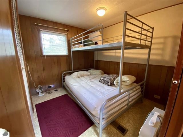 5865 West 50 Road Cadillac, MI 49601 - Photo 13 of 45 1878688-12