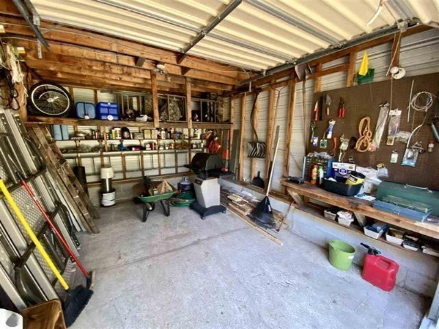 5865 West 50 Road Cadillac, MI 49601 - Photo 24 of 45 1878688-23