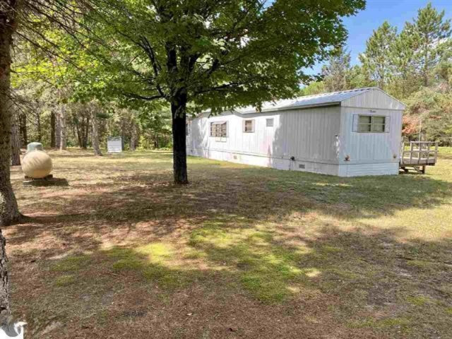 5865 West 50 Road Cadillac, MI 49601 - Photo 26 of 45 1878688-25