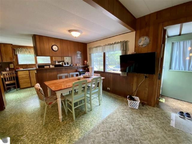5865 West 50 Road Cadillac, MI 49601 - Photo 7 of 45 1878688-6