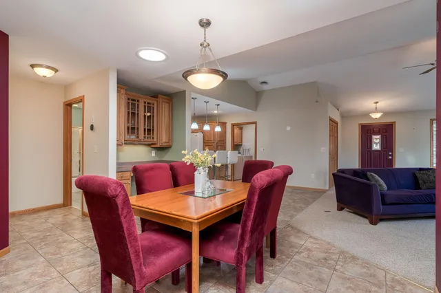 $340,000 | 133 Shamrock Drive, Mankato, MN 56001