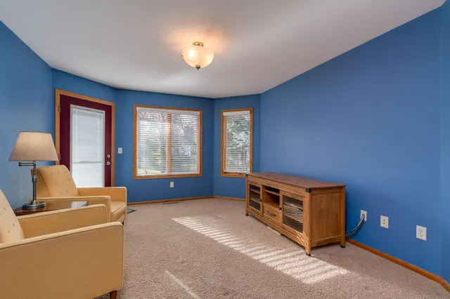 $340,000 | 133 Shamrock Drive, Mankato, MN 56001