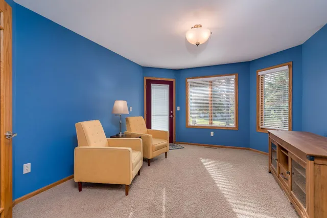 $340,000 | 133 Shamrock Drive, Mankato, MN 56001