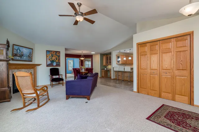 $340,000 | 133 Shamrock Drive, Mankato, MN 56001