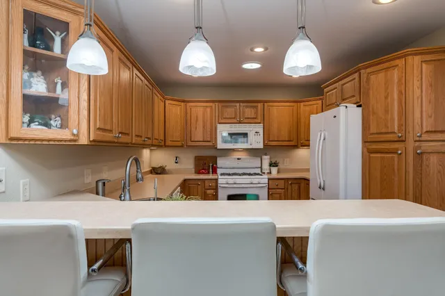 $340,000 | 133 Shamrock Drive, Mankato, MN 56001