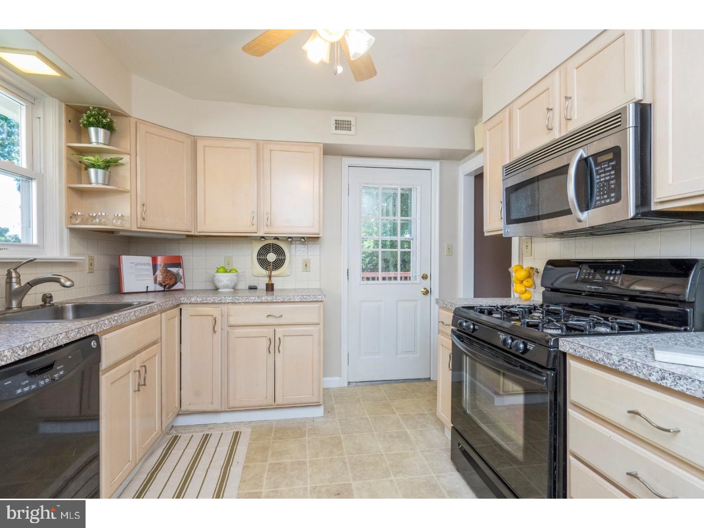 533 West Springfield Road Springfield, PA 19064 - Photo 11 of 25 Kitchen