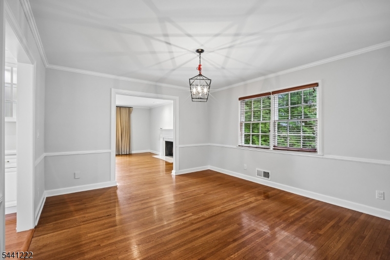 11 Wordsworth Road Short Hills, NJ 07078 - Photo 13 of 44