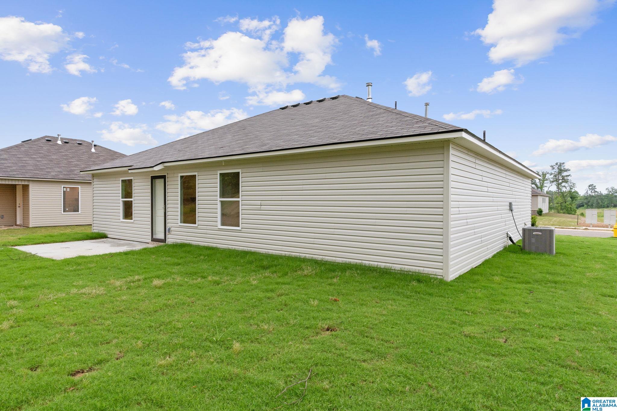 884 Camden Loop Calera, AL 35040 - Photo 14 of 16