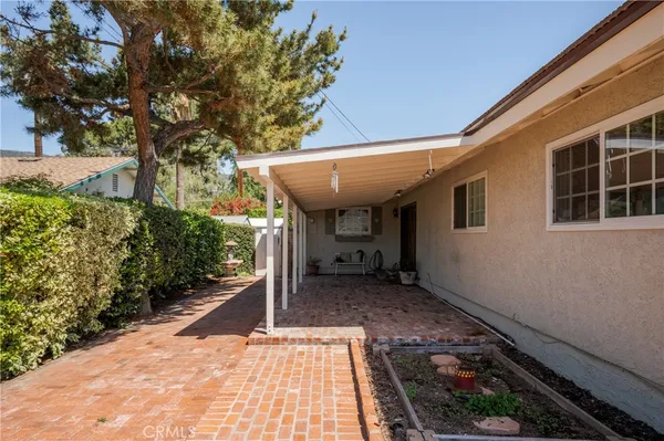 $912,000 | 1002 East Leadora Avenue, Glendora, CA 91741