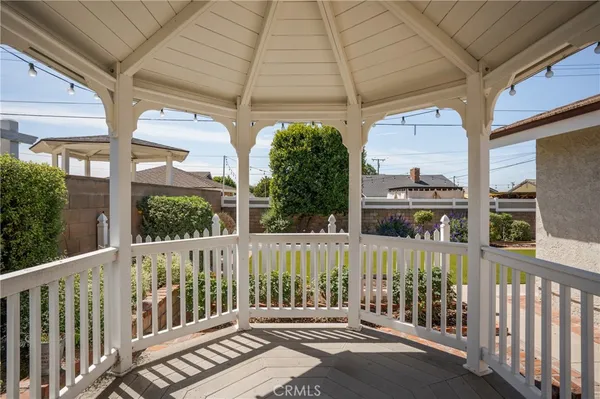 $912,000 | 1002 East Leadora Avenue, Glendora, CA 91741