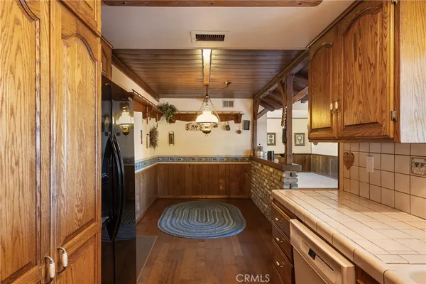 $912,000 | 1002 East Leadora Avenue, Glendora, CA 91741