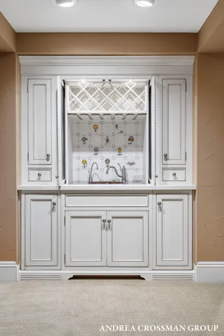 $5,995,000 | 1933 South Shore Drive, Holland, MI 49423