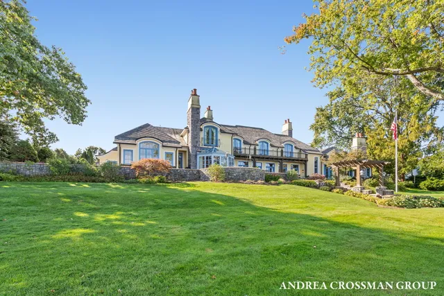 $5,995,000 | 1933 South Shore Drive, Holland, MI 49423