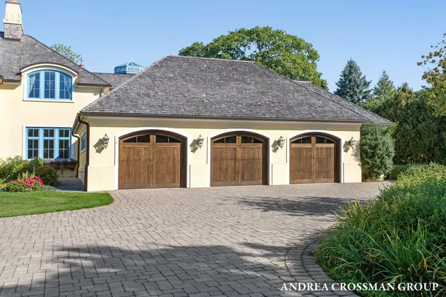 $5,995,000 | 1933 South Shore Drive, Holland, MI 49423