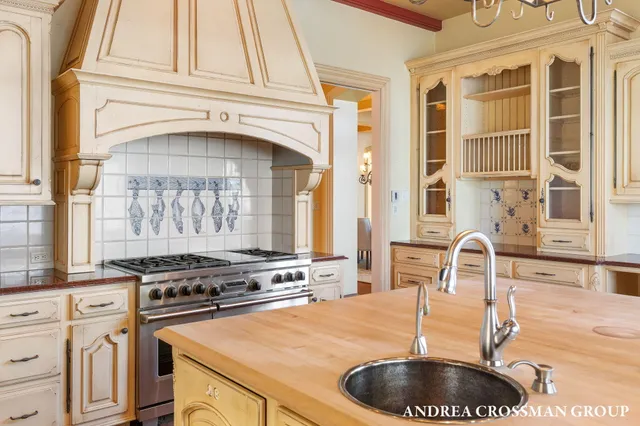 $5,995,000 | 1933 South Shore Drive, Holland, MI 49423