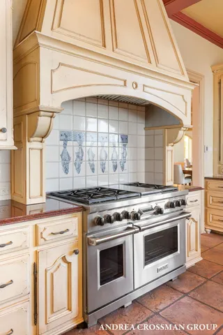 $5,995,000 | 1933 South Shore Drive, Holland, MI 49423