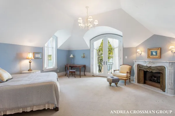 $5,995,000 | 1933 South Shore Drive, Holland, MI 49423