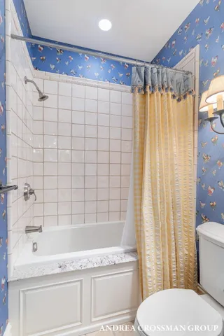 $5,995,000 | 1933 South Shore Drive, Holland, MI 49423