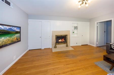 107 East Kenneth Road Glendale, CA 91207 - Photo 8 of 10