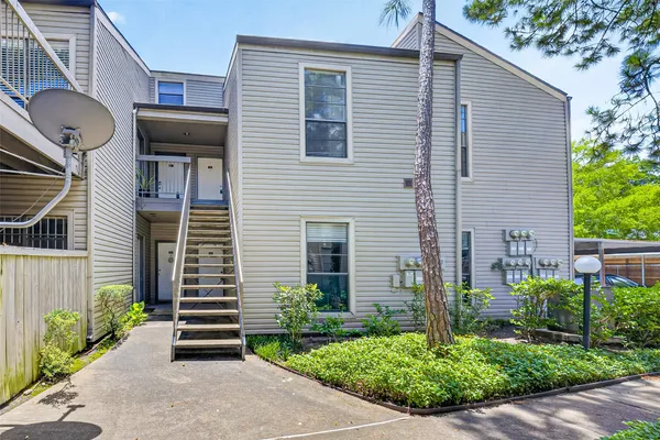 $127,800 | 9707 Richmond Avenue, Unit 44, Houston, TX 77042