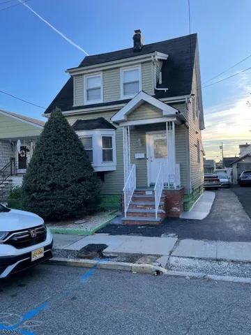 $489,000 | 828 Allen Street, Linden, NJ 07036