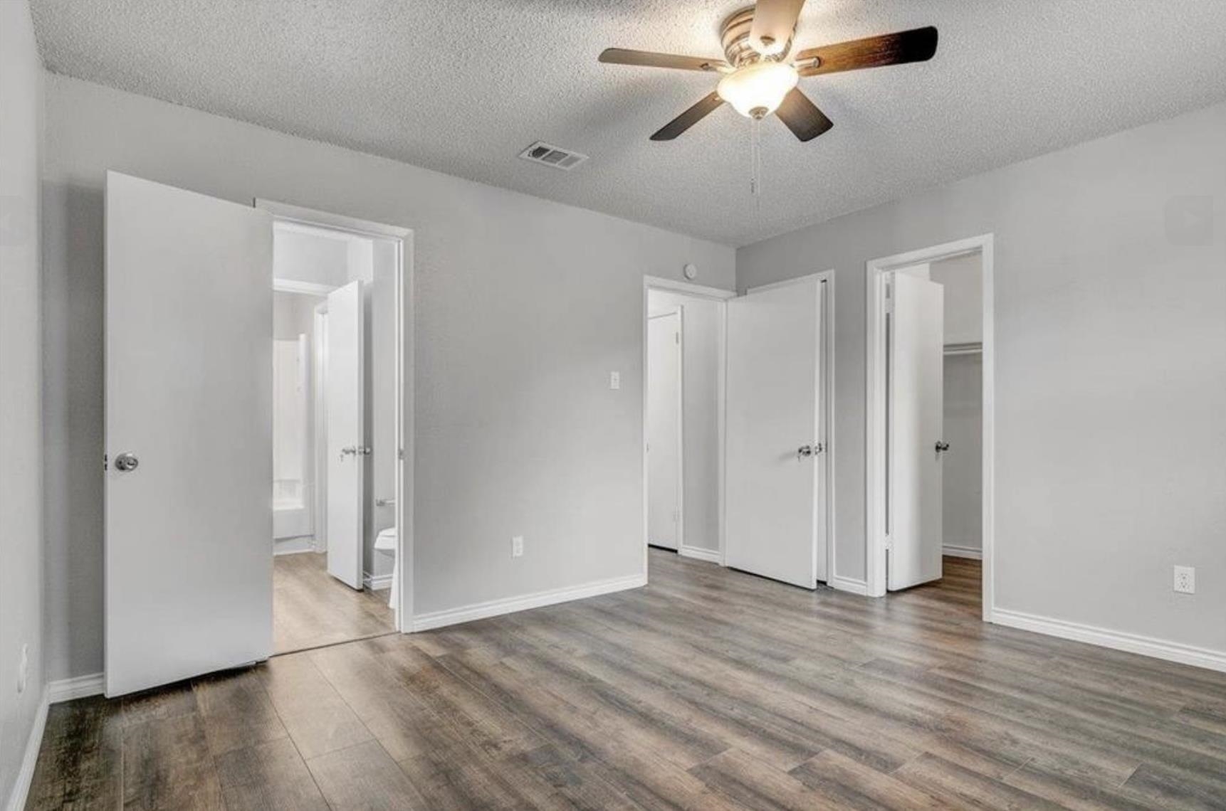 4115 Crow Road Beaumont, TX 77706 - Photo 7 of 8