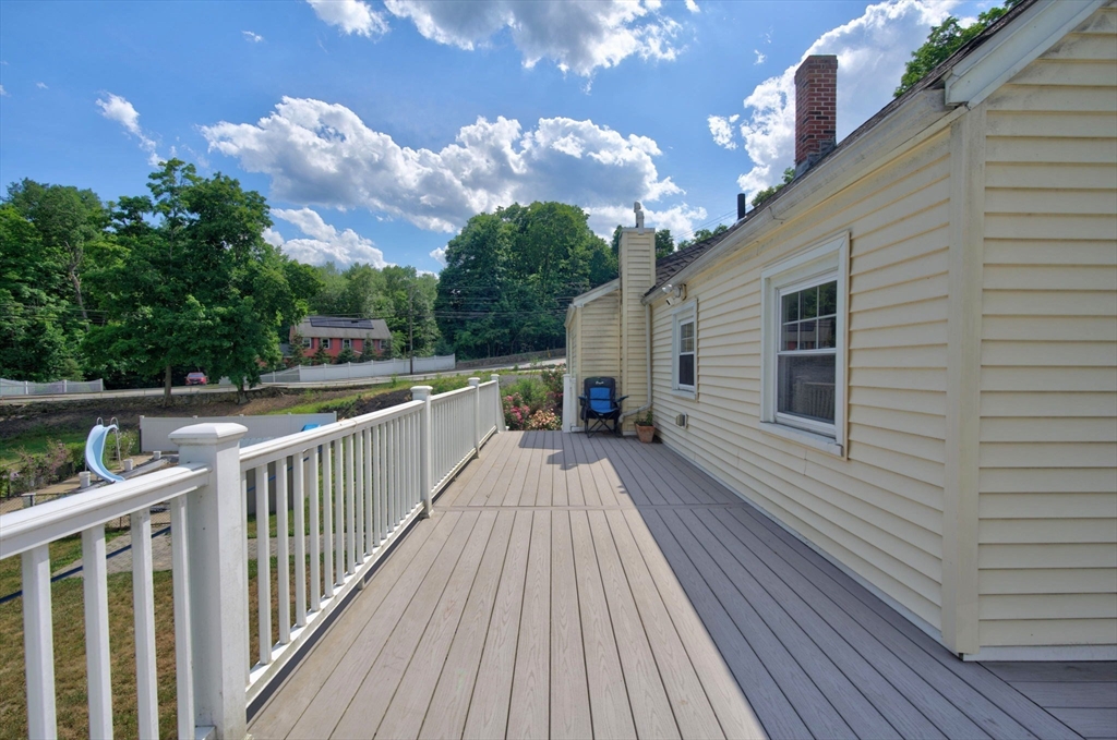 80 Stevens Street Andover, MA 01810 - Photo 4 of 34