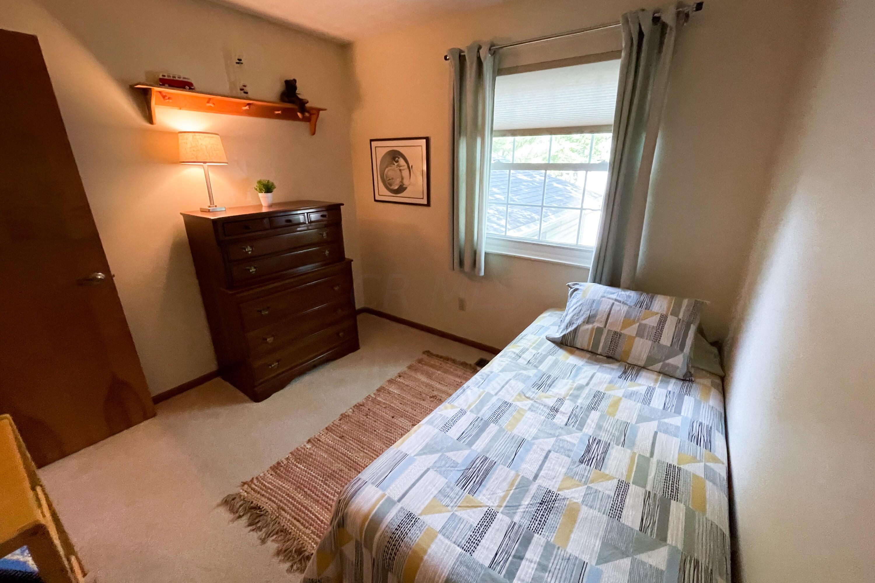 3906 Ramblehurst Road Columbus, OH 43221 - Photo 20 of 37 3906 Ramblehurst-21