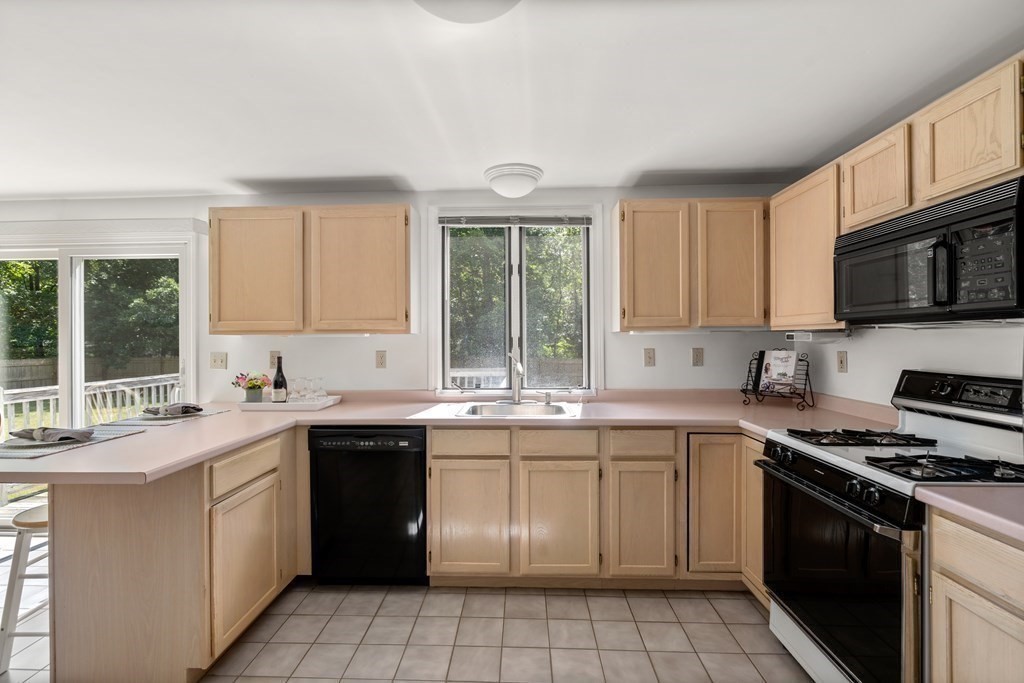 12 Powers Road Sudbury, MA 01776 - Photo 12 of 24