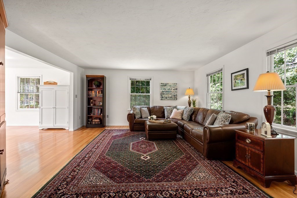 12 Powers Road Sudbury, MA 01776 - Photo 4 of 24