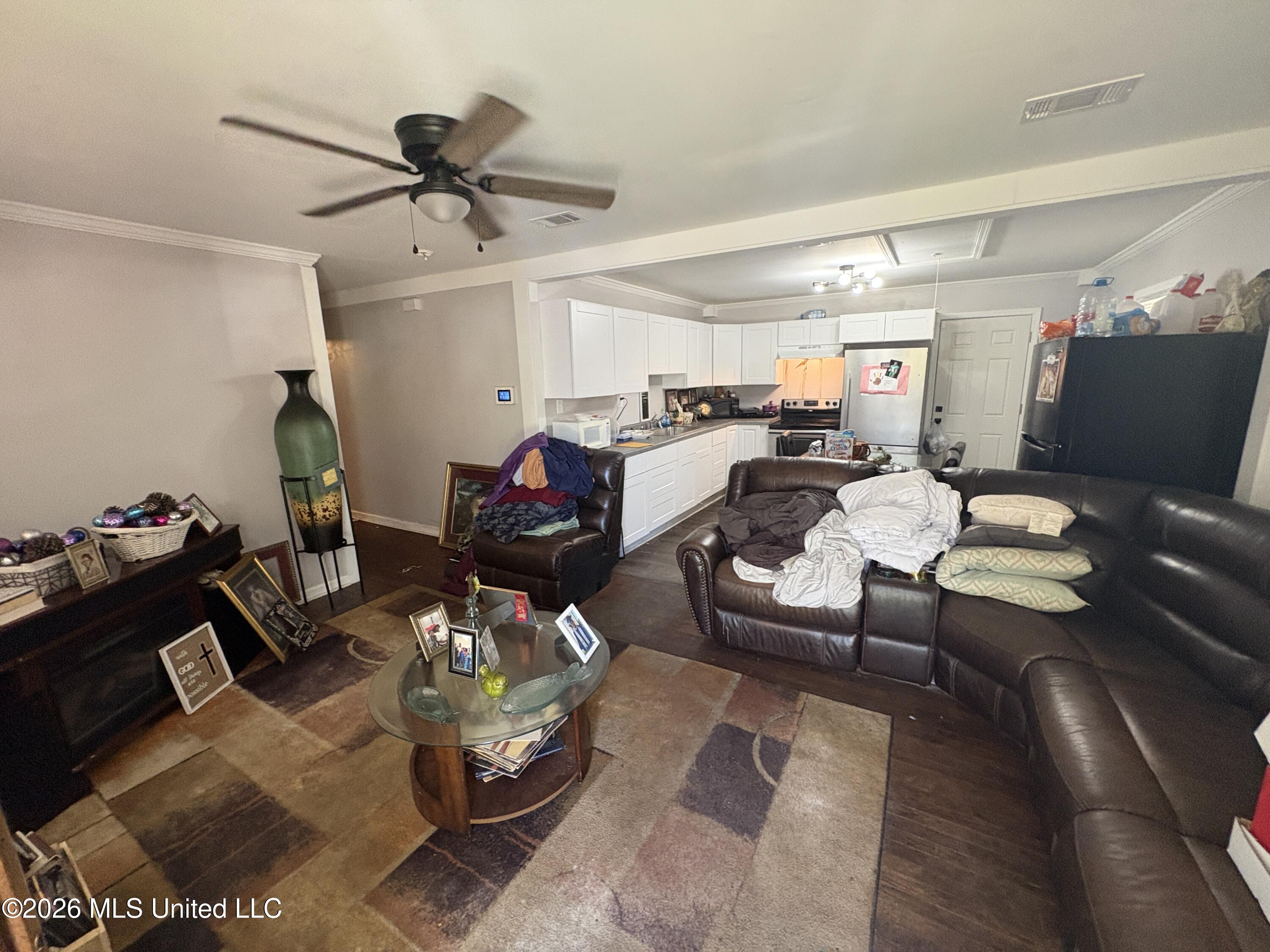 4301 Briggs Street Moss Point, MS 39563 - Photo 2 of 6 IMG_4614