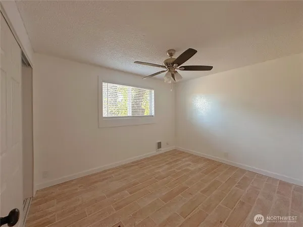 a view of a window in a room