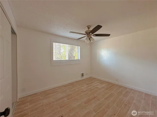 a view of a window in a room