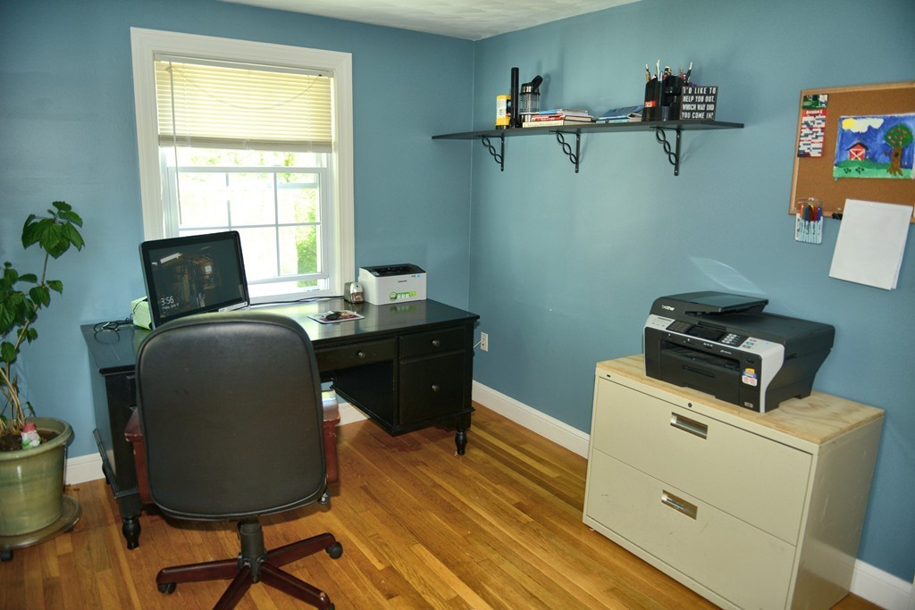 131 Ipswich Road Topsfield, MA 01983 - Photo 17 of 30