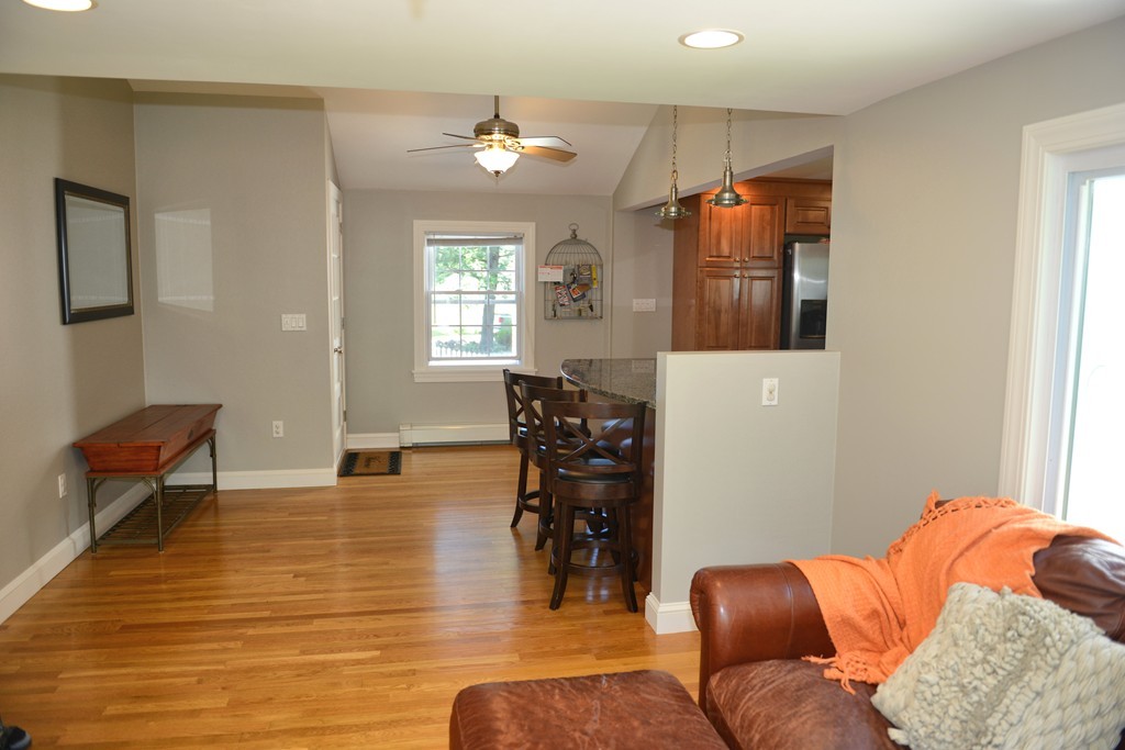 131 Ipswich Road Topsfield, MA 01983 - Photo 8 of 30