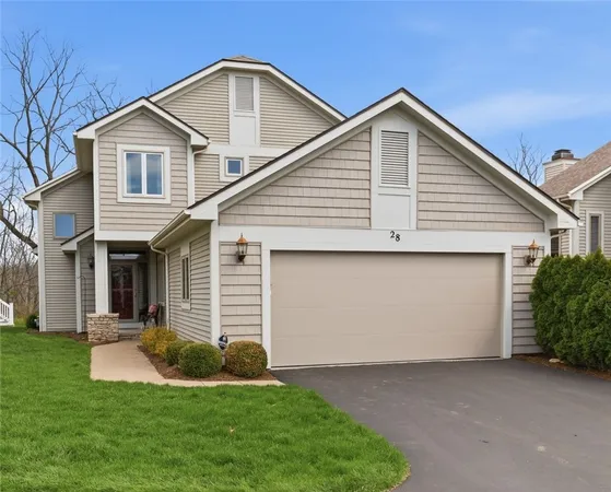 $479,000 | 28 Bristol View Drive, Perinton, NY 14450