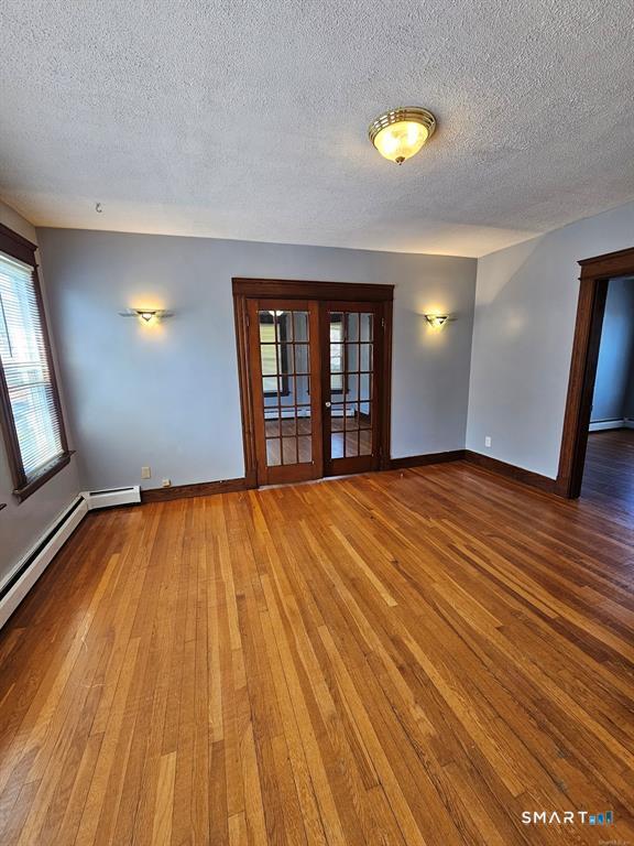 75 Vernon Street Waterbury, CT 06708 - Photo 2 of 12