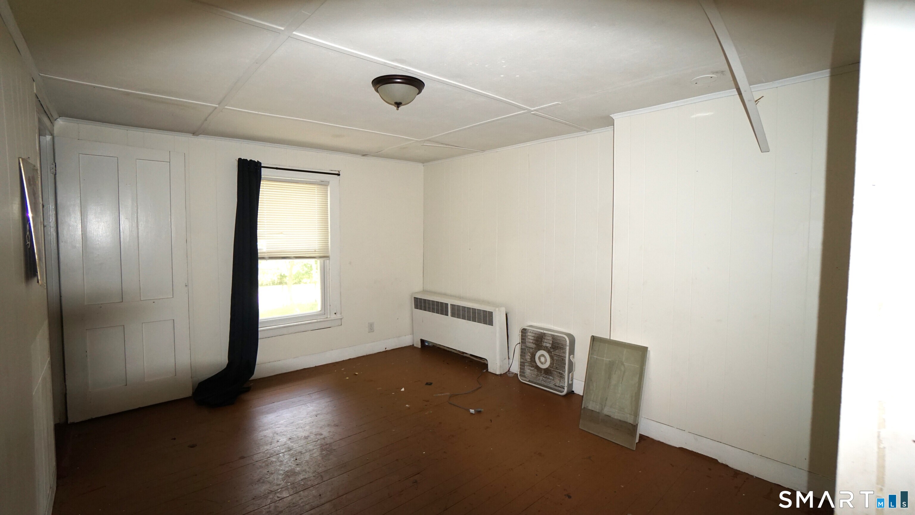 245 Deerfield Road Windsor, CT 06095 - Photo 16 of 27 Rear Apartment 2nd floor bedroom