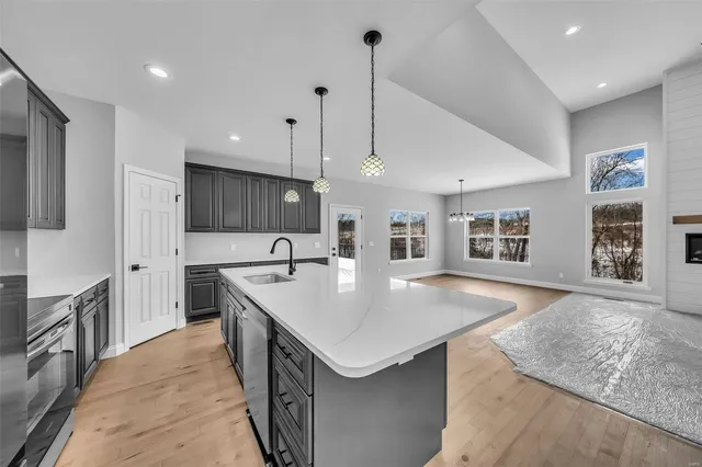 $375,000 | 1 Cedar At Park Hills, Warrenton, MO 63383