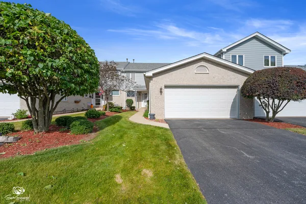 $359,000 | 8740 Bally Castle Lane, Tinley Park, IL 60487