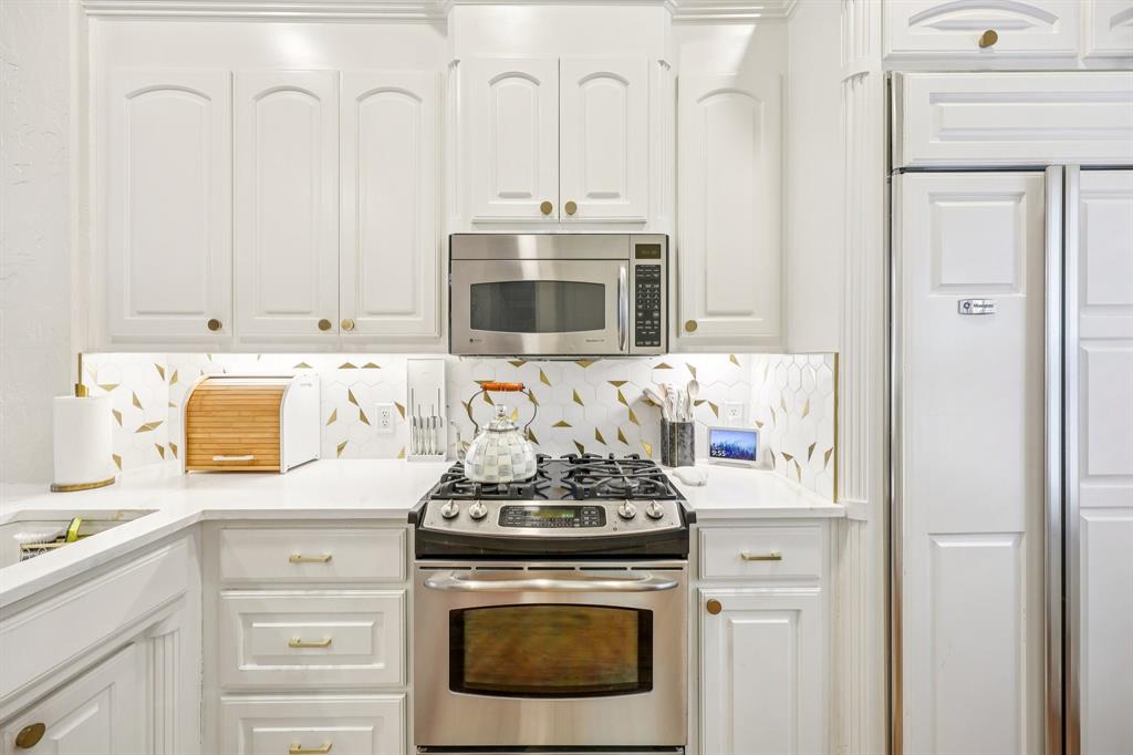 612 Rockingham Drive Irving, TX 75063 - Photo 12 of 31