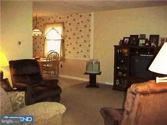 19 N Road Robesonia, PA 19551 - Photo 3 of 12 Living Room