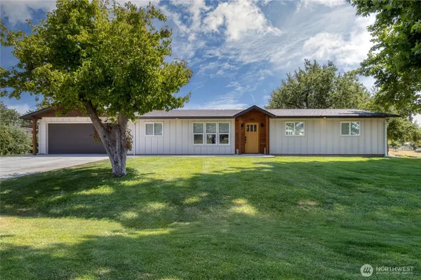 $699,000 | 939 Stanley Drive, College Place, WA 99324