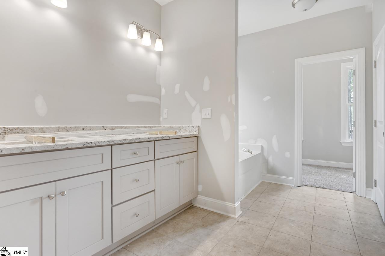 1042 Welcome Road Williamston, SC 29697 - Photo 11 of 31 Gallery Image 11