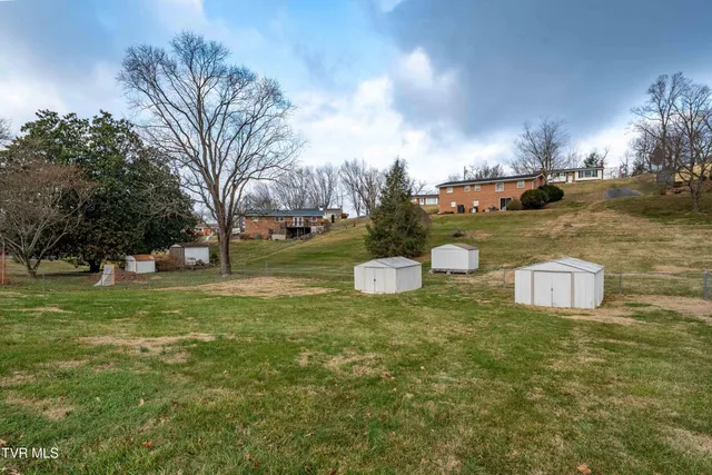 $375,000 | 325 Polaris Drive, Bluff City, TN 37618