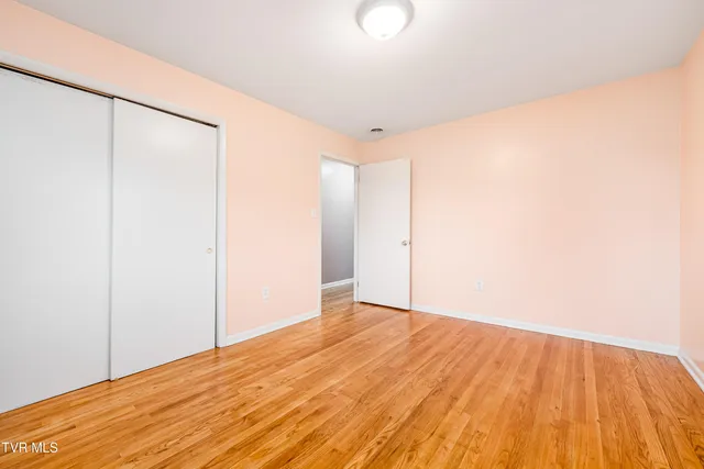 $375,000 | 325 Polaris Drive, Bluff City, TN 37618