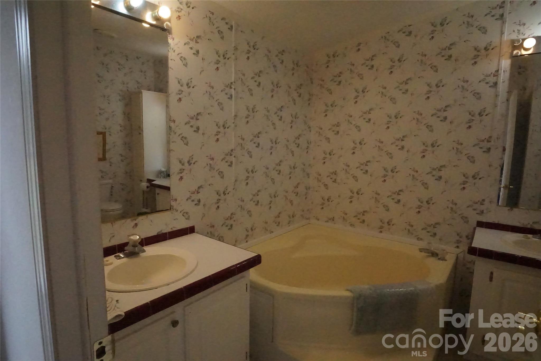 4550 Lee Cline Road Conover, NC 28613 - Photo 10 of 17 a bathroom with a sink and a shower